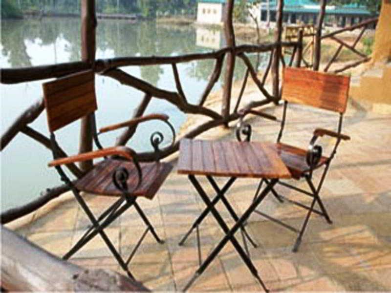 Tiger Lagoon Hotel Bandhavgarh National Park Exterior photo